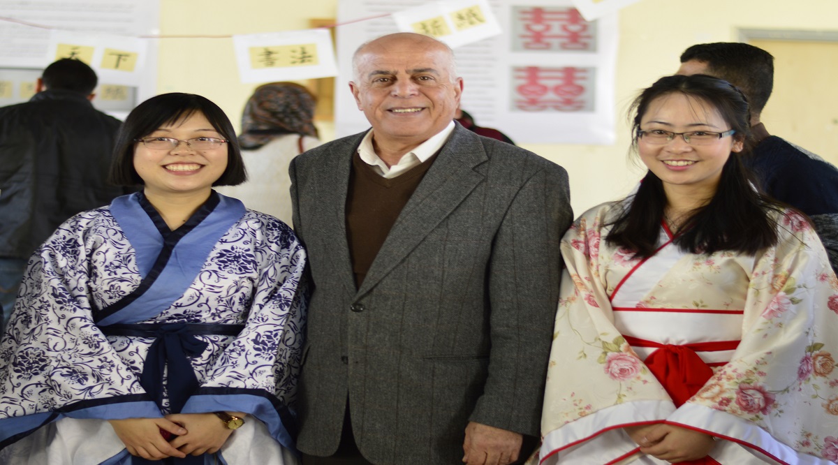 Al-Quds University sponsors Chinese culture carnival